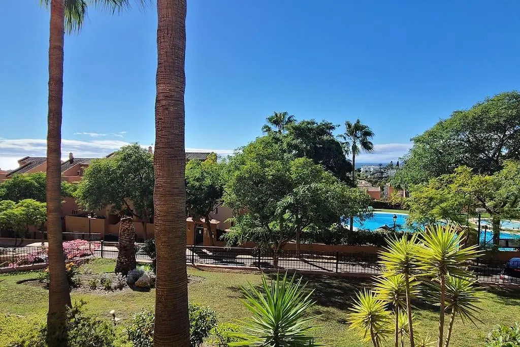 Modern Apartment In Elviria, Golf, Fun & Beach Marbella Spain